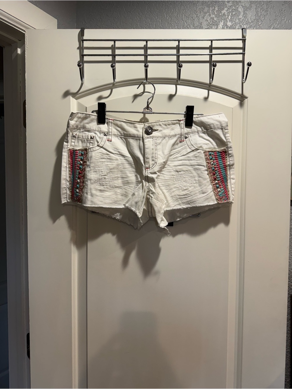 Daytrip White Distressed Jean Shorts with Colorful Side Embroidery